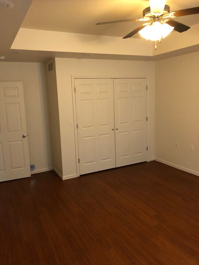 305 E 17th St Unit A, Rolla, MO 65401 Apartments in Rolla, MO