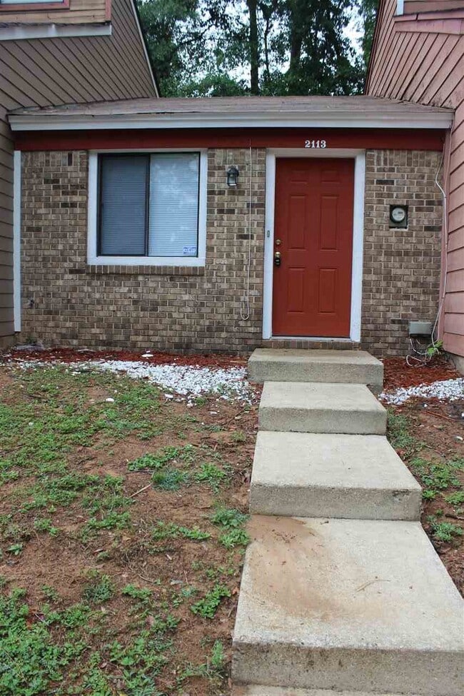 Building Photo - 2113 Sandpiper St
