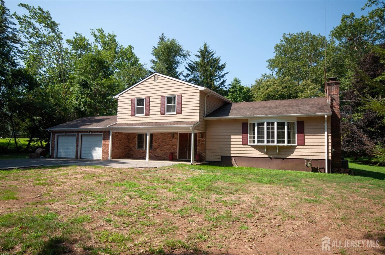 Primary Photo - 1760 Rahway Rd