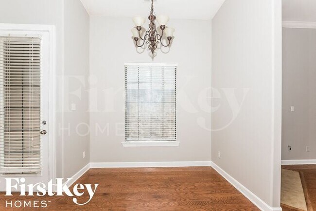 Foto del edificio - 4861 Stirrup Dr