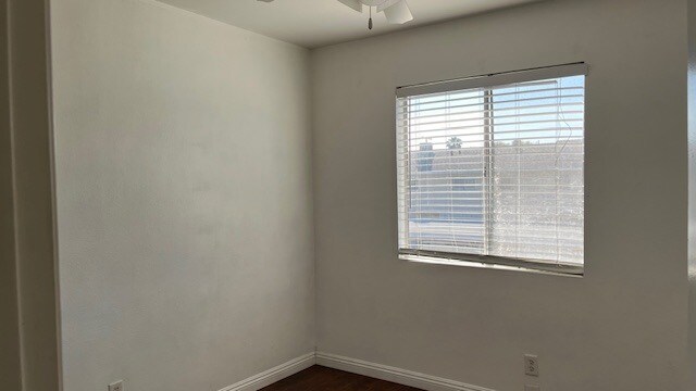 Foto del edificio - 608 E Matchwood Pl
