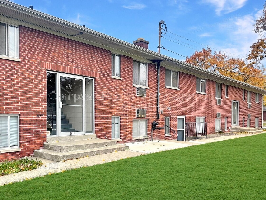 Foto principal - 2835 S Burdick St