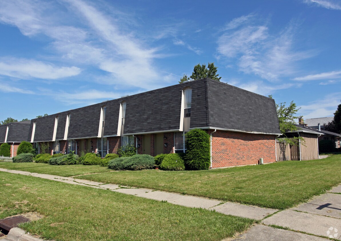 Foto del edificio - 965-975 Taylorsview Dr