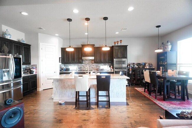 Building Photo - 2943 San Milan Pass