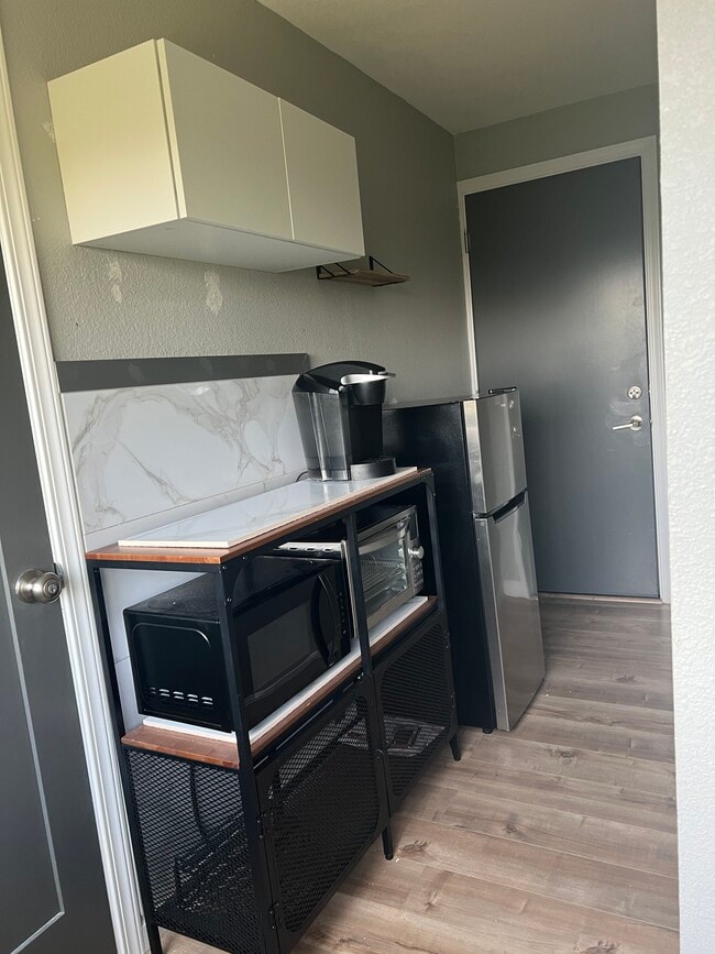 Kitchenette - 3140 Palm Crest Terrace