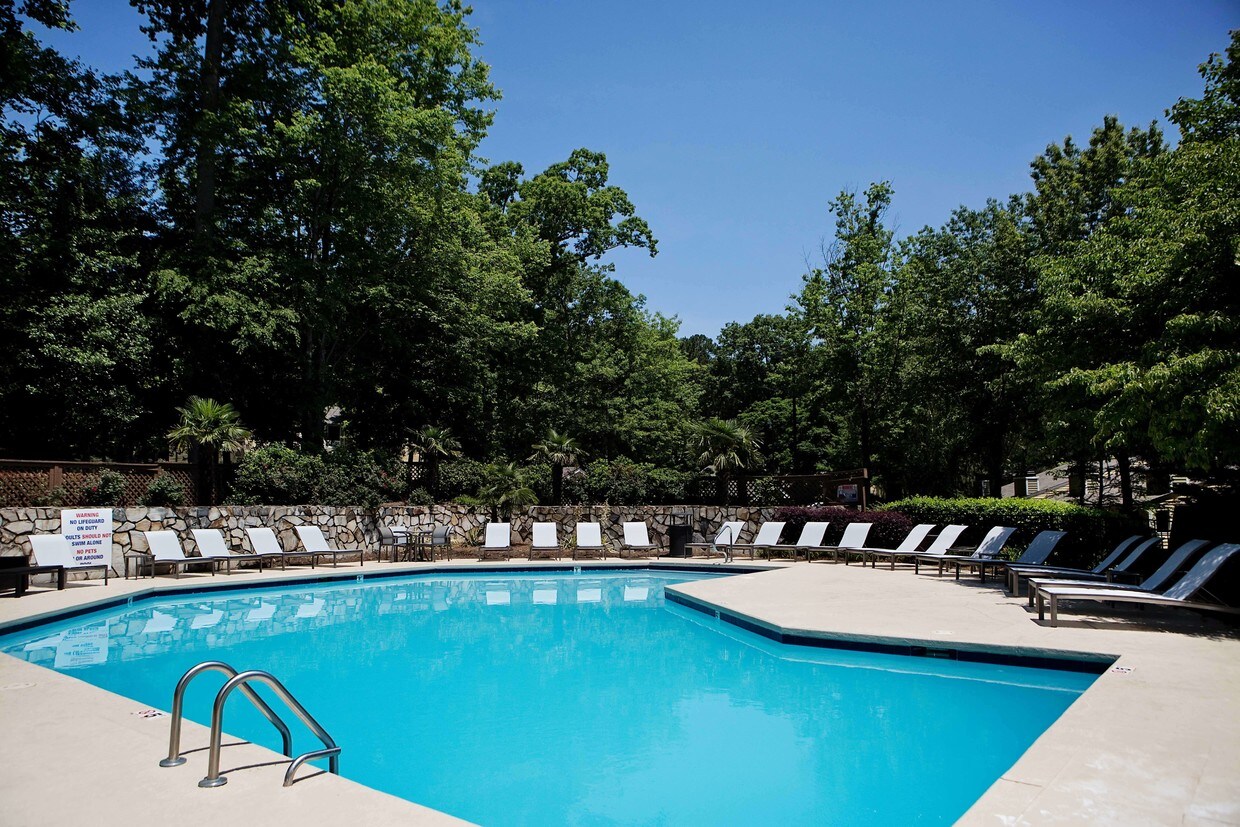 Atria At Crabtree Valley Rentals Raleigh, NC