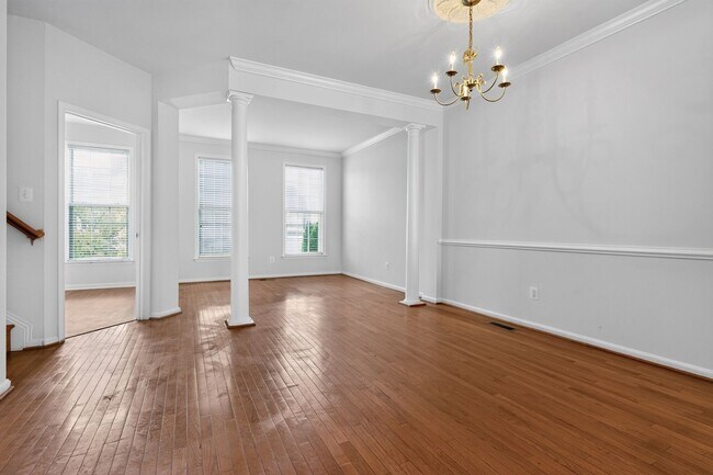 Foto del edificio - 2347 Battery Hill Cir