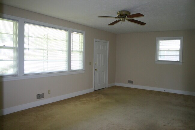 Foto del edificio - 1116 Deerwood St