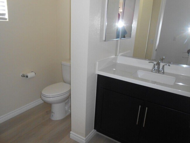 Foto del edificio - Beautiful Spacious Home in Henderson