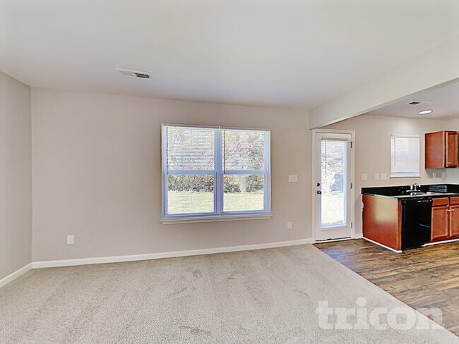 Foto del edificio - 9415 Bradstreet Commons Way