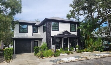Building Photo - 252 S Links Ave