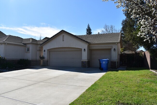 Foto del edificio - 2261 Pillsbury Rd