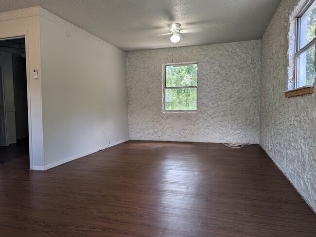 Foto del edificio - 14815 N 20th St