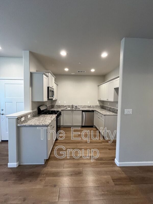 Foto del edificio - 510 S Summit St