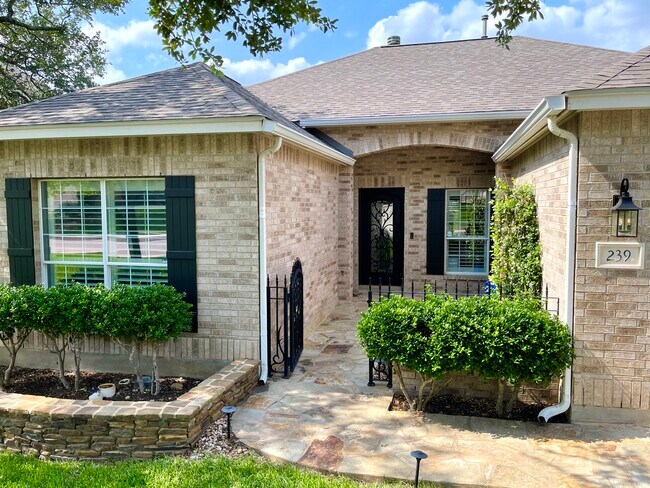 Foto del edificio - 239 Sable Falls