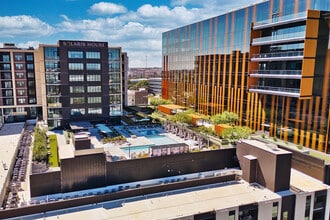 Building Photo - Solaris House at Uptown ATX