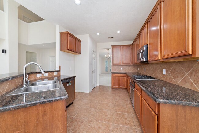 Building Photo - 14011 Mohave Way Dr