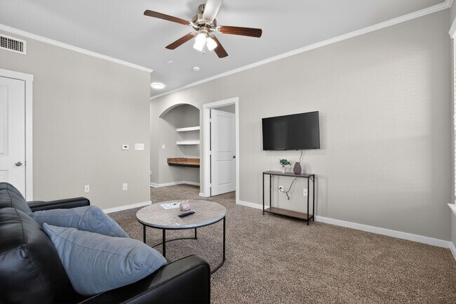 Foto del edificio - 1355 Ranch Pkwy
