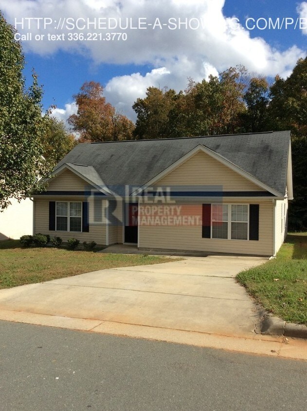 Primary Photo - 1201 Maury Ln