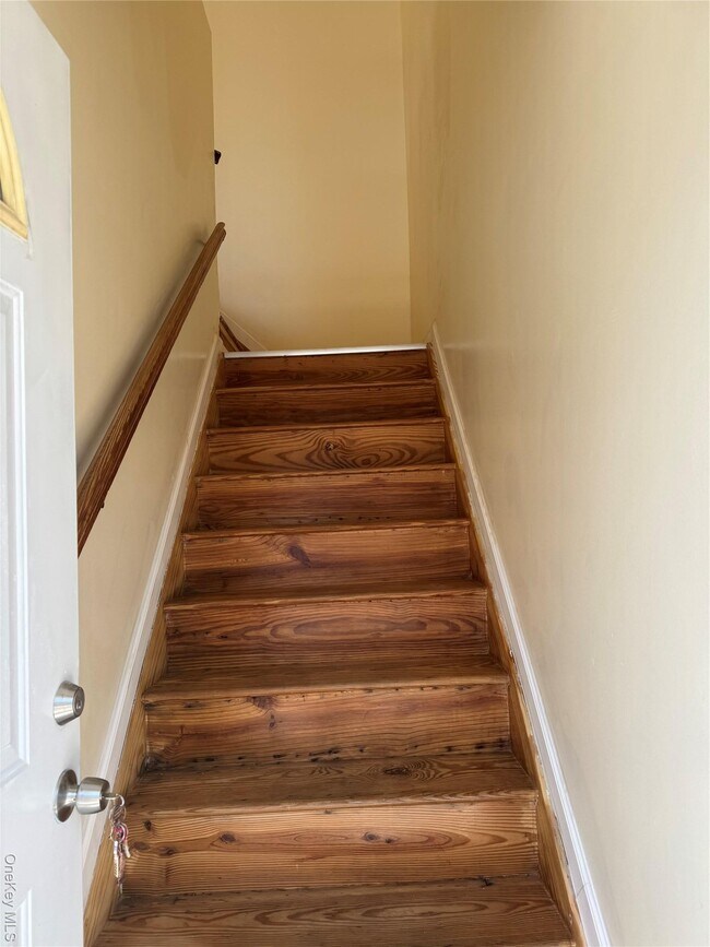 Foto del edificio - 163-27 Phroane Ave