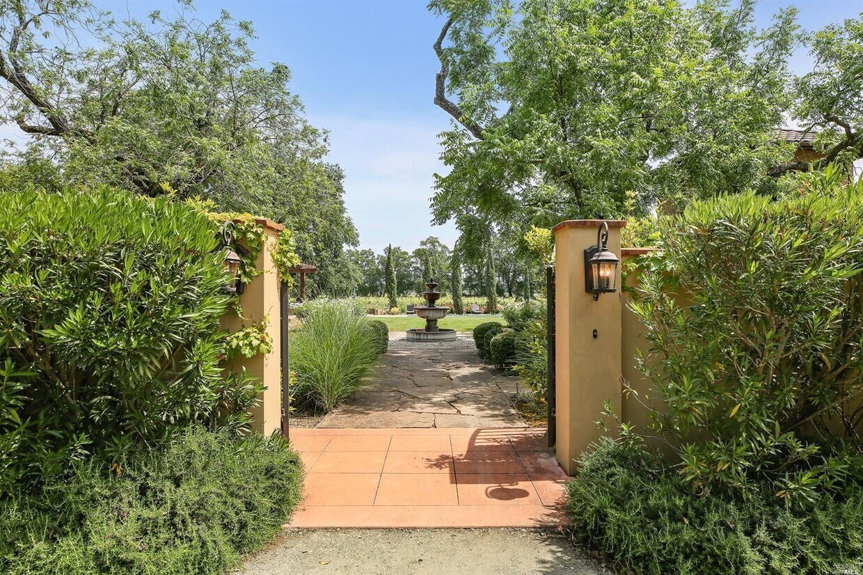 Foto principal - 1151 York Ln
