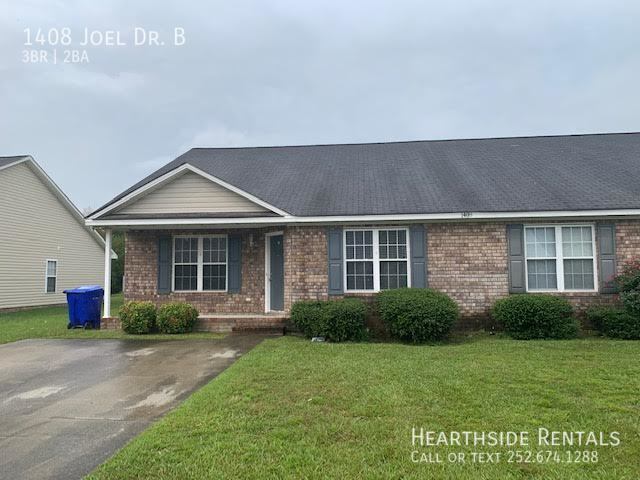 Primary Photo - "Charming 3-Bed, 2-Bath Duplex with 1232 S...