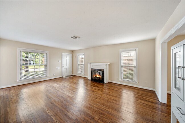Foto del edificio - 4002 Amherst St