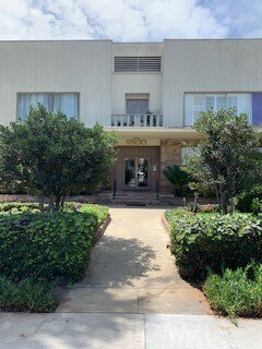 Primary Photo - 1800 E Ocean Blvd
