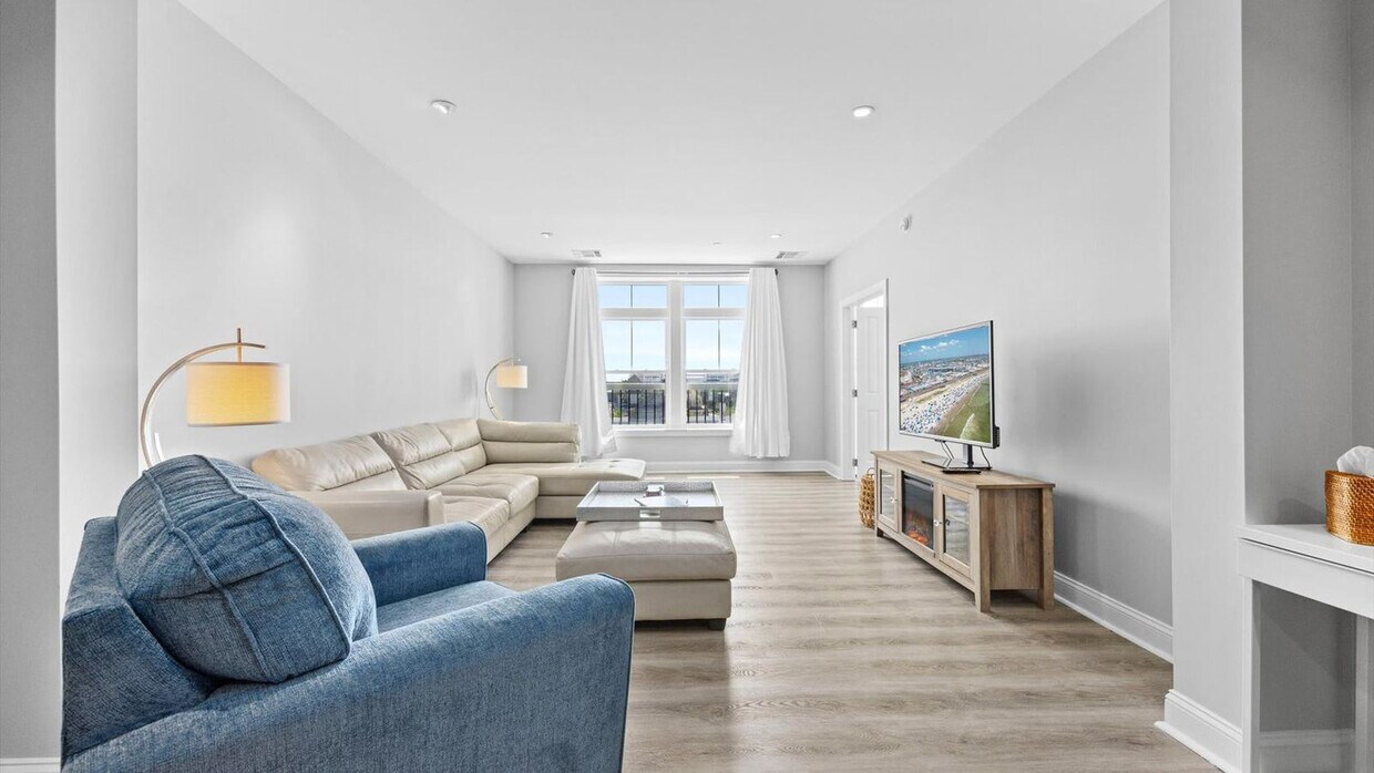 Foto principal - 810 Asbury Ave