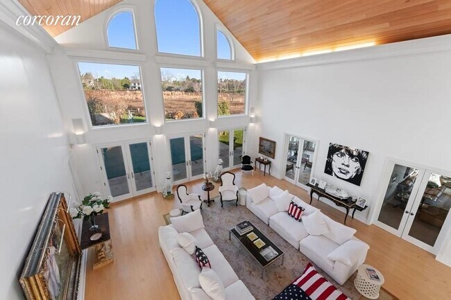 Foto del edificio - 145 Olivers Cove Ln