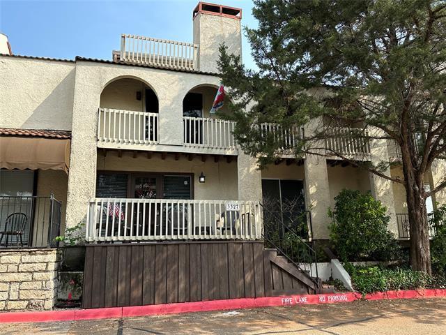 Foto principal - 3327 Augusta Blvd