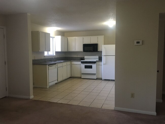 Building Photo - 125 Seaparc Cir