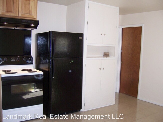 Building Photo - 2 br, 1.5 bath House - 3711 York Street