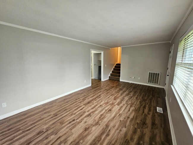 Foto del edificio - 117 Mitchell Ln