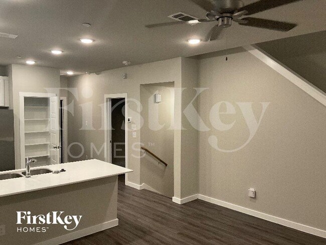 Foto del edificio - 18435 Idyllic Aly