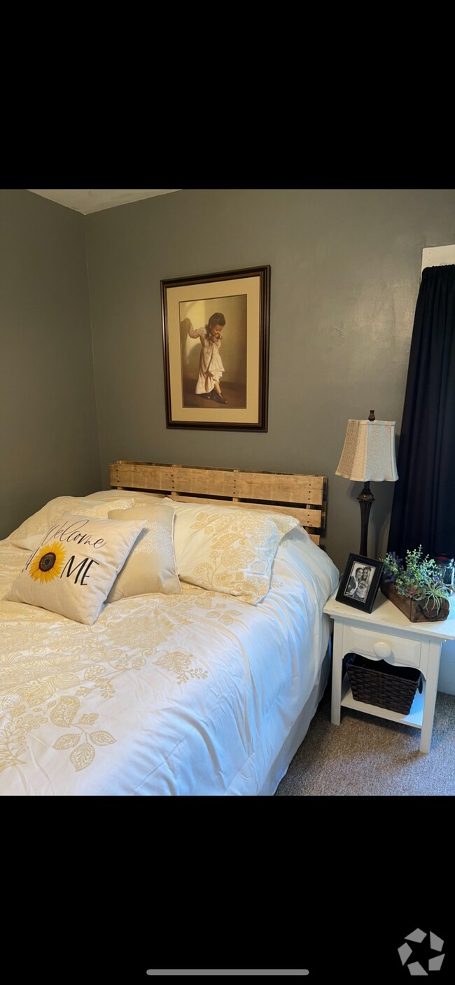 Downtown Fond du Lac Apartments for Rent with a Living Room Fond Du