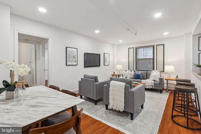 Foto del edificio - 2031 Locust St