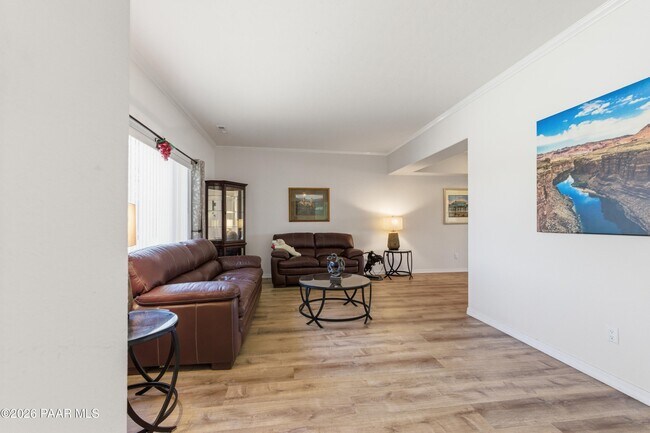 Foto del edificio - 5775 Goldenrod Way