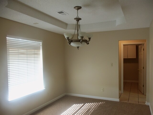 Foto del edificio - 6768 Cassidy Dr