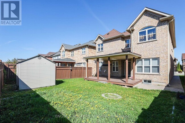 Building Photo - 159 Wright Crescent