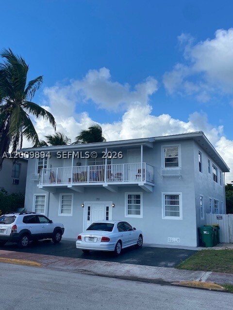 Foto del edificio - 701 82nd St