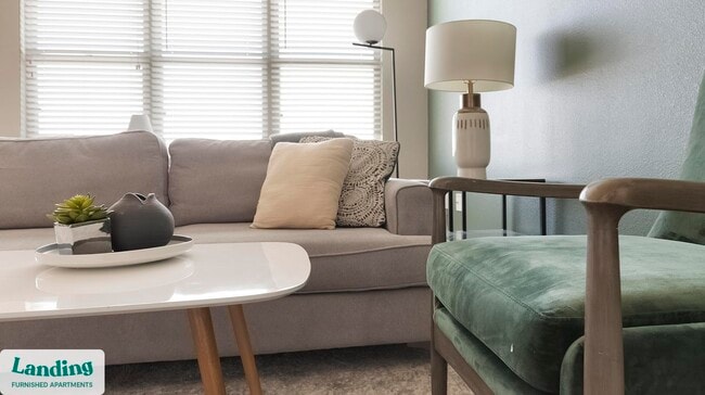 Building Photo - 1415 N Main Ave