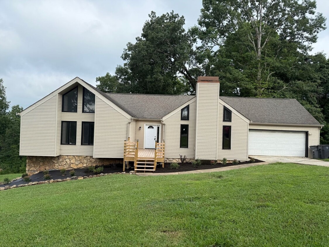 Foto principal - 2157 Windy Cove Ln