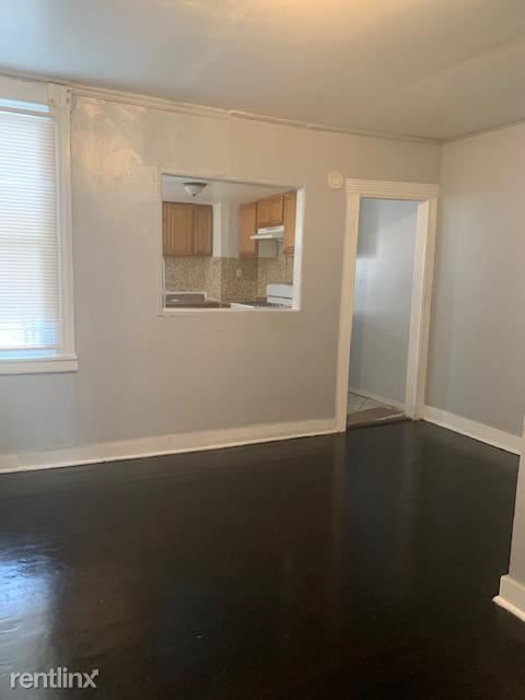 Building Photo - 5 br, 2 bath Townhome - 1428 N Eden St