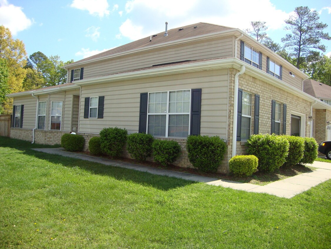 101 Belmont Cir, Yorktown, VA 23693 House Rental in Yorktown, VA