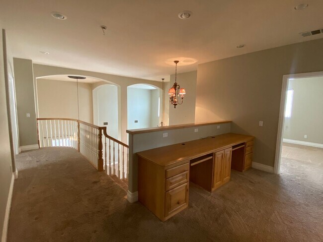 Building Photo - Beautiful Murrieta 5 bedroom available for rent
