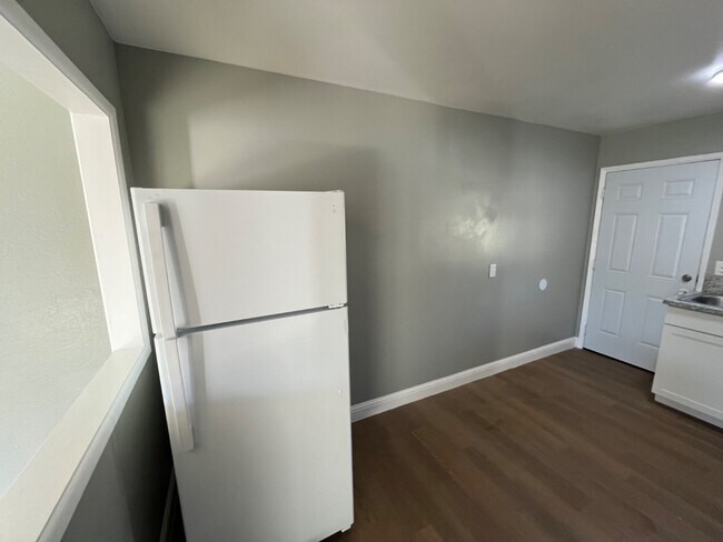 Foto del edificio - 2136-2142 N First St - 2138