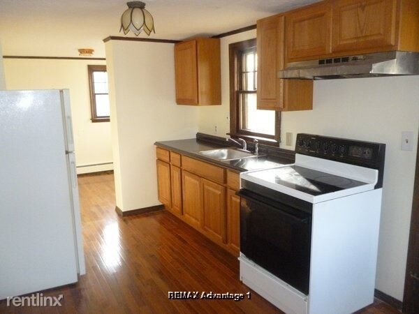 Foto principal - 2 br, 1 bath Apartment - 6 Flagg St