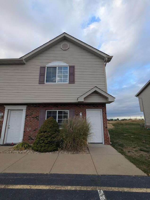 Foto principal - 139 Northtowne St