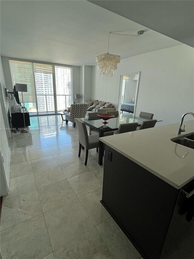 Foto del edificio - 500 Brickell Ave